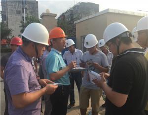 房總集團(tuán)開展“送法律進(jìn)工地、送關(guān)愛惠民工”活動