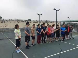 拾我活力，肆我青春——網(wǎng)球社首次活動(dòng)順利開展