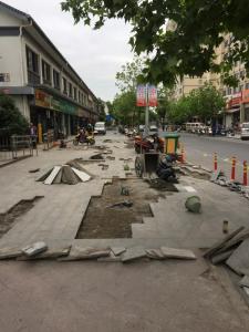 迅速整修違停損壞路面，居民紛紛點贊！