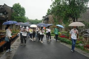 傳承清廉家風(fēng) 弘揚清風(fēng)正氣——房總集團黨委赴杭州西溪洪園開展主題