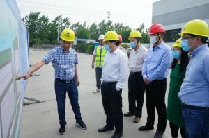 市國資委黨委書記、主任婁顯杰一行調(diào)研建筑工業(yè)化PC構(gòu)件生產(chǎn)基地與